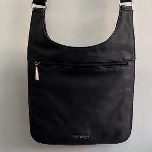 Black Lightweight Men's Messenger Crossbody Bag